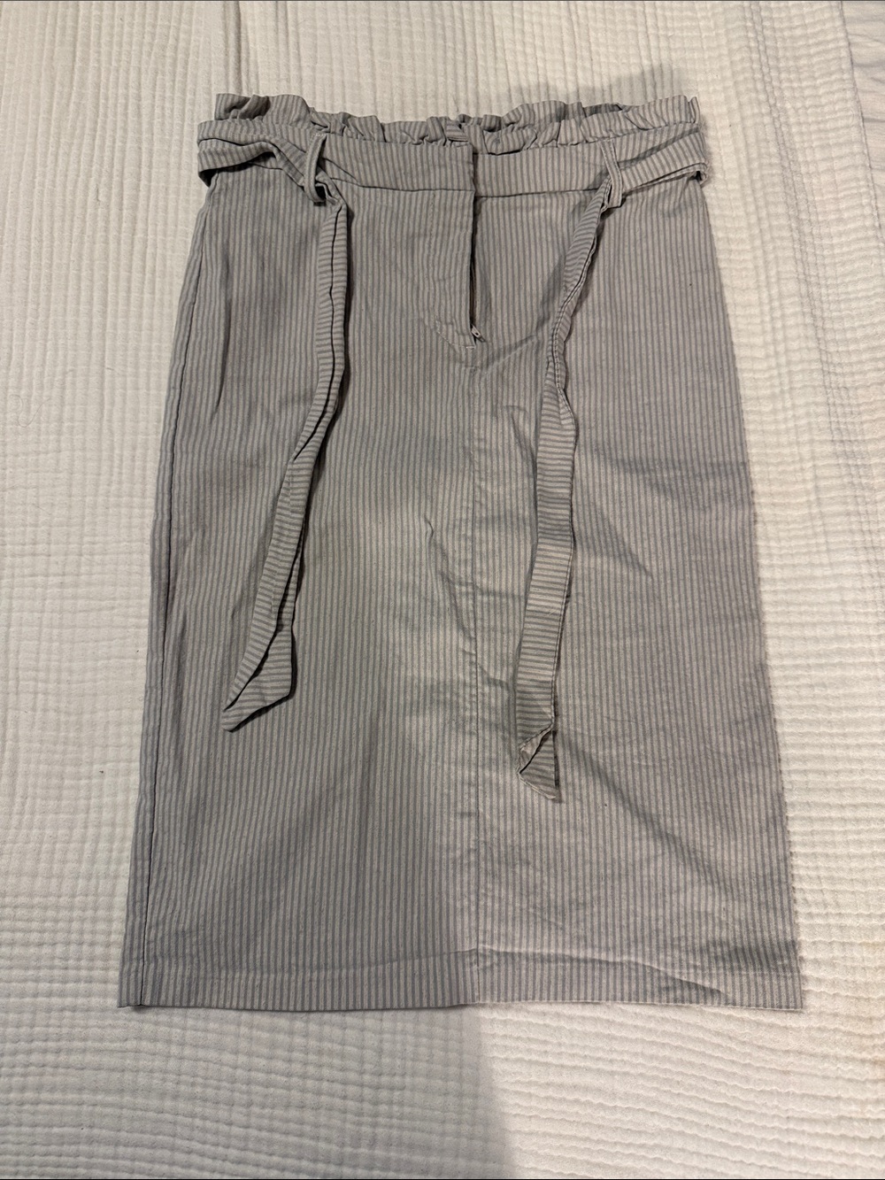 High-Waist Paperbag Pencil Skirt in Light Gray